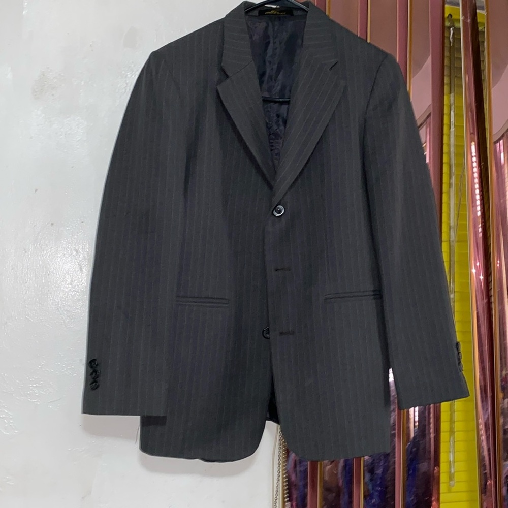 Nice suit for a little boy size 16 very cute nice color gray with stripes